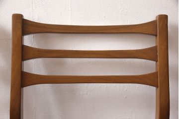 北欧ヴィンテージのダイニングチェア4脚をリペア&カスタム!座面を張り替え、脚をカット。(イス、チェア)