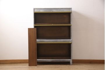 スタッキングブックケースをリペア&カスタム!イエローとグレーのアンティーク風ペイント仕上げ。(本箱、収納棚)