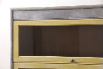 スタッキングブックケースをリペア&カスタム!イエローとグレーのアンティーク風ペイント仕上げ。(本箱、収納棚)