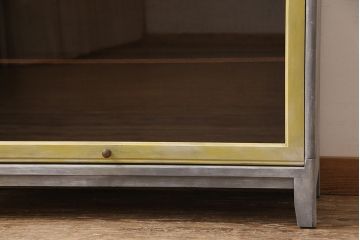 スタッキングブックケースをリペア&カスタム!イエローとグレーのアンティーク風ペイント仕上げ。(本箱、収納棚)