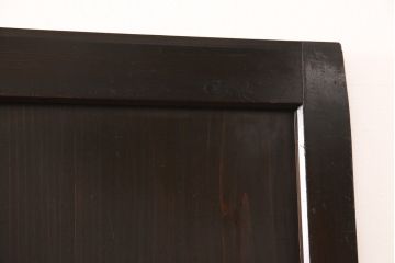 帯戸4枚セットをリペア&カスタム!高さと幅をリサイズし、ガラスを麻の葉ガラスに交換。引手を取り付け、全体を濃い茶色に着色し仕上げ。(引き戸)