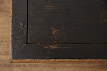 ストリップド仕上げをしたライティングビューローをリペア&カスタム!全体に蜜蝋ワックスを塗布し、1トーン落ち着いた色に。(デスク、座机)