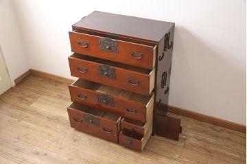 庄内箪笥の見た目を変えずに綺麗にリペア!天板を内側から補強。(重ねタンス、衣装箪笥、引き出し)