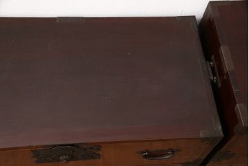 庄内箪笥の見た目を変えずに綺麗にリペア!天板を内側から補強。(重ねタンス、衣装箪笥、引き出し)