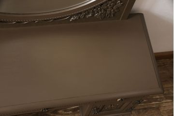 ドレッサー&チェアセットの見た目を変えずに綺麗にリペア!(鏡台)