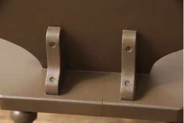 ドレッサー&チェアセットの見た目を変えずに綺麗にリペア!(鏡台)
