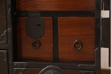仙台タイスをリペア&カスタム!天板と背板を取り付け、カウンターとして使えるようリメイク。(衣装箪笥、サイドボード)