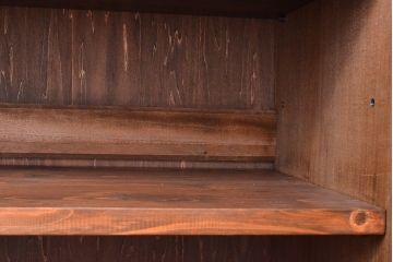 岩谷堂箪笥のワードローブをリペア&カスタム!内部のハンガーポールを取り外し、棚板を取り付けてキャビネットにリメイク。(収納棚、戸棚)