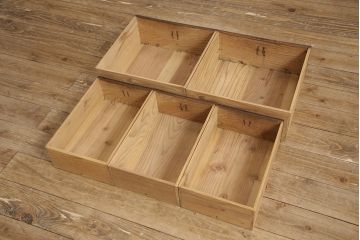 和製アンティークの水屋箪笥をリペア&カスタム!建具をモールガラス戸にリメイクし、内部は可動式の棚板を追加。(戸棚、キャビネット)