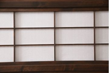 裏障子付き格子戸4枚をリペア&カスタム!高さと幅をリサイズし、上下の桟はフラットにし戸車を取り付け。本体をダークブラウンに着色し仕上げ。(引き戸、障子戸)