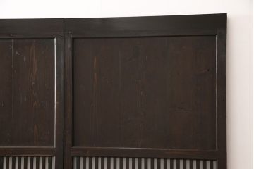 格子戸4枚をリペア&カスタム!高さを高くリサイズし、ガラスをすりガラスに変更。全体をワントーン落ち着いた色味に着色し仕上げ。(引き戸、板戸)