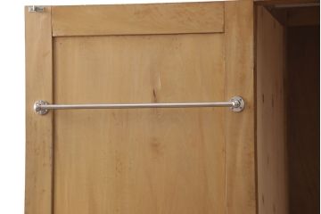 軽井沢彫りのワードローブの見た目を変えずに綺麗にリペア!内部に棚板を2枚追加。(洋服タンス、キャビネット)