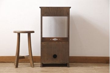 岩谷堂箪笥の電話台をリペア&カスタム!高品質リペアを施し、下部背面に配線用の穴あけ加工。(サイドボード、飾り台、収納棚)