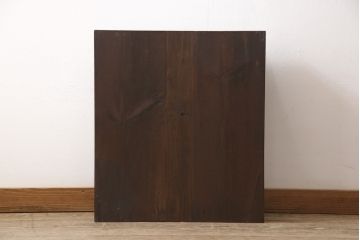 対象昭和初期の薬箪笥をリペア&カスタム!引き出しの取っ手金具を交換。本体を深みのある茶色に着色し仕上げ。(薬タンス、チェスト、小物収納、引き出し(大2杯・小63杯))