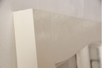 イギリスアンティークの木製ドアをリペア&カスタム!高さと幅をリサイズし、鍵の取り付け跡を埋木処理。お客様ご用意の塗料でペイント仕上げ。(扉、ステンドグラス、建具)