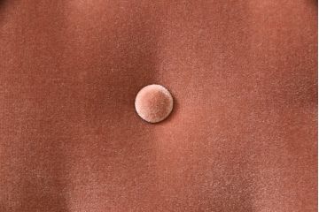 イギリスアンティークの子供用チェアの見た目を変えずに綺麗にリペア!(椅子)