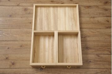 加茂桐箪笥の見た目を変えずに綺麗にリペア!汚れ・欠けを修復し、全体を砥の粉仕上げ。(総桐たんす、総桐箪笥、胴丸、和たんす、収納タンス)