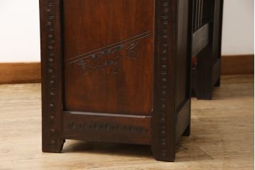ドレッサーをリペア&カスタム!開き戸内の棚板の高さを変更し、全体を現状をベースに着色仕上げ。(鏡台)