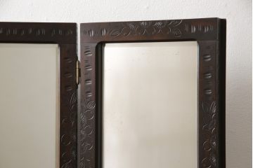 ドレッサーをリペア&カスタム!開き戸内の棚板の高さを変更し、全体を現状をベースに着色仕上げ。(鏡台)