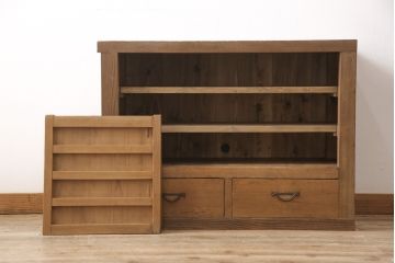 明治期の水屋箪笥をリペア&カスタム!左右で2分割し、天板裏側を補強。それぞれ棚板を追加。全体を脱色し木味を活かしたクリアワックス仕上げ。(食器棚、収納棚、戸棚、キャビネット、リビングボード、サイドボード