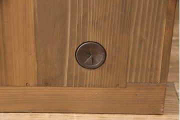 明治期の水屋箪笥をリペア&カスタム!左右で2分割し、天板裏側を補強。それぞれ棚板を追加。全体を脱色し木味を活かしたクリアワックス仕上げ。(食器棚、収納棚、戸棚、キャビネット、リビングボード、サイドボード