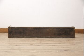 フランスアンティークの卓上ショーケースの見た目を変えずに綺麗にリペア!経年変化をそのままに、可動部のみ調整。(ガラスケース、Rガラス、陳列棚)