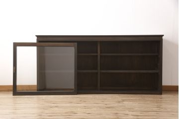 戸棚をリペア&カスタム!ヒノキ無垢材の天板を取り付け、現状の色味に合わせて着色し、ワックスで仕上げ。(収納棚、キャビネット、サイドボード)