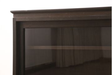 戸棚をリペア&カスタム!ヒノキ無垢材の天板を取り付け、現状の色味に合わせて着色し、ワックスで仕上げ。(収納棚、キャビネット、サイドボード)