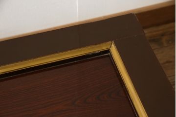 明治大正期の蔵戸をリペア&カスタム!木製脚5本を取り付けテーブルにリメイク。脚は縁の色に合わせて着色し仕上げ。(座卓、ローテーブル)