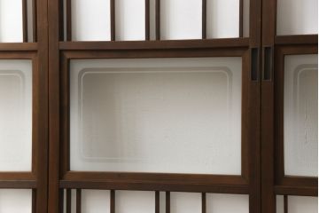 障子戸4枚をリペア&カスタム!リサイズし、戸車・引手金具を取り付け。障子はプラスチック障子に張り替え。現状に近い色味に着色仕上げ。(引き戸、建具)