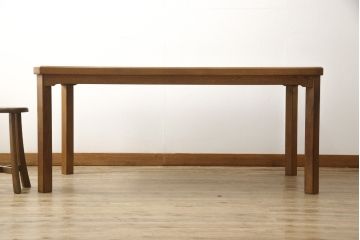 ビンテージのダイニングテーブルをリペア&カスタム!高品質リペアを施し、天板を脚の色と合わせて着色仕上げ。(4人掛け、机)