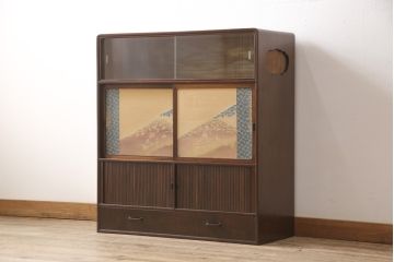 アンティークの蛇腹戸(シャッター)付き収納棚の見た目を変えずに綺麗にリペア!木部や接合部・可動部を調整し、キズを消して補修。蜜?ワックスで仕上げ。(茶棚、戸棚)