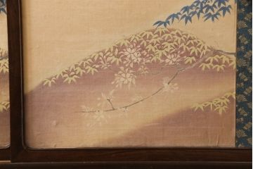 アンティークの蛇腹戸(シャッター)付き収納棚の見た目を変えずに綺麗にリペア!木部や接合部・可動部を調整し、キズを消して補修。蜜?ワックスで仕上げ。(茶棚、戸棚)