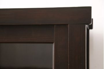 明治〜大正時代の戸棚をリペア&カスタム!建具はガラスをクリアガラスに交換し、引手とねじ込み錠を取り付け。天板は杉材に張り替え、内部は棚板を追加。(ガラス戸棚、キャビネット、収納棚、食器棚)