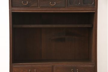 大正時代の茶棚をリペア&カスタム!下段収納部は棚板を取り外し、新しいものに交換。全体を本来の色味を活かしつつ着色仕上げ。(茶箪笥、収納棚、飾り棚)
