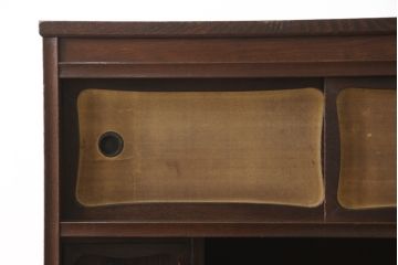 大正時代の茶棚をリペア&カスタム!下段収納部は棚板を取り外し、新しいものに交換。全体を本来の色味を活かしつつ着色仕上げ。(茶箪笥、収納棚、飾り棚)