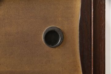 大正時代の茶棚をリペア&カスタム!下段収納部は棚板を取り外し、新しいものに交換。全体を本来の色味を活かしつつ着色仕上げ。(茶箪笥、収納棚、飾り棚)