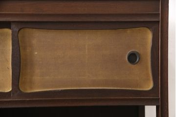大正時代の茶棚をリペア&カスタム!下段収納部は棚板を取り外し、新しいものに交換。全体を本来の色味を活かしつつ着色仕上げ。(茶箪笥、収納棚、飾り棚)