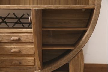 和製ビンテージの丸型茶棚の見た目を変えずに綺麗にリペア!桐材本来の美しさを活かした木地色仕上げ。(飾り棚、茶箪笥、水屋箪笥、収納棚、ヴィンテージ家具)