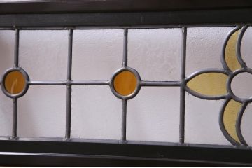明治大正期の大正ロマンな欄間をリペア&カスタム!オリジナルのステンドグラスをはめ込み、濃い茶色で着色仕上げ。(明り取り、明かり取り、ディスプレイ)