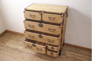 明治大正期の時代箪笥をリペア&カスタム!ストリップド加工を行い、鉄脚を取り付け。(和たんす、整理箪笥、収納箪笥、チェスト、引き出し)