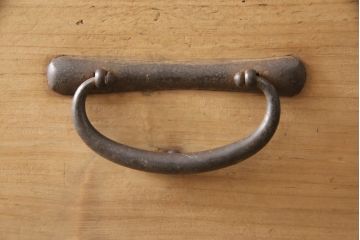 明治大正期の時代箪笥をリペア&カスタム!ストリップド加工を行い、鉄脚を取り付け。(和たんす、整理箪笥、収納箪笥、チェスト、引き出し)