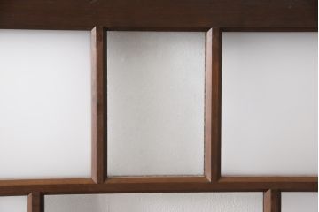 大正昭和初期のレトロなドアをリペア&カスタム!高さをリサイズし、ガラスを反転。蝶番を取り外し、ローラー締まりを取り付け。現状の色味をベースに着色仕上げ。(ガラス扉、建具)