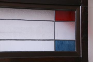 明治大正期の帯戸をリペア&カスタム!オリジナルのステンドグラスをはめ込み、濃い茶色で着色仕上げ。(引き戸、板戸、ガラス戸、建具)