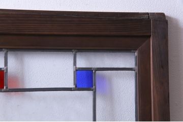 昭和初期の引き戸をリペア&カスタム!オリジナルのステンドグラスをはめ込み、自然な茶色で着色仕上げ。(ガラス戸、建具)