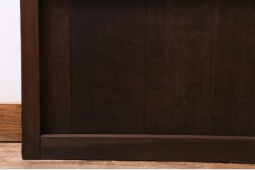 昭和初期の引き戸をリペア&カスタム!オリジナルのステンドグラスをはめ込み、落ち着いた茶色に着色仕上げ。(ガラス戸、建具)