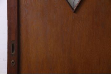 大正昭和初期の板戸をリペア&カスタム!オリジナルのステンドグラスをはめ込み、自然な茶色に着色仕上げ。(引き戸、建具)