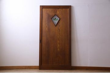 大正昭和期の板戸をリペア&カスタム!オリジナルのステンドグラスをはめ込み、自然な茶色に着色仕上げ。(引き戸、建具)