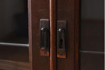 大正昭和初期のガラスキャビネットをリペア&カスタム!建具にオリジナルのステンドグラスを使用。(収納棚、戸棚、サイドボード、ガラスケース)
