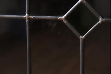 大正昭和初期のガラスキャビネットをリペア&カスタム!建具にオリジナルのステンドグラスを使用。(収納棚、戸棚、サイドボード、ガラスケース)